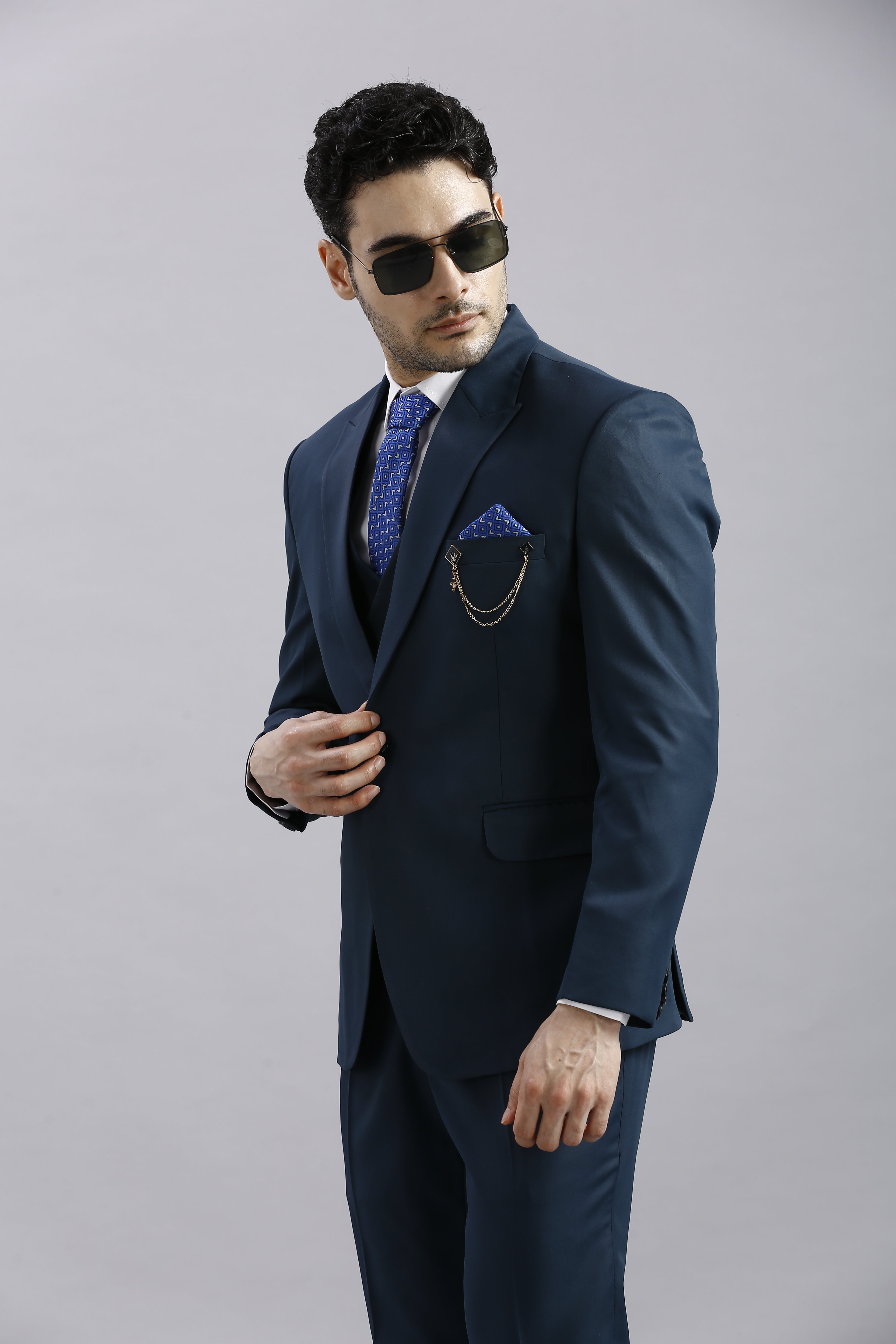 Dark Slate Grey 5 Piece Suit with Blue Accents