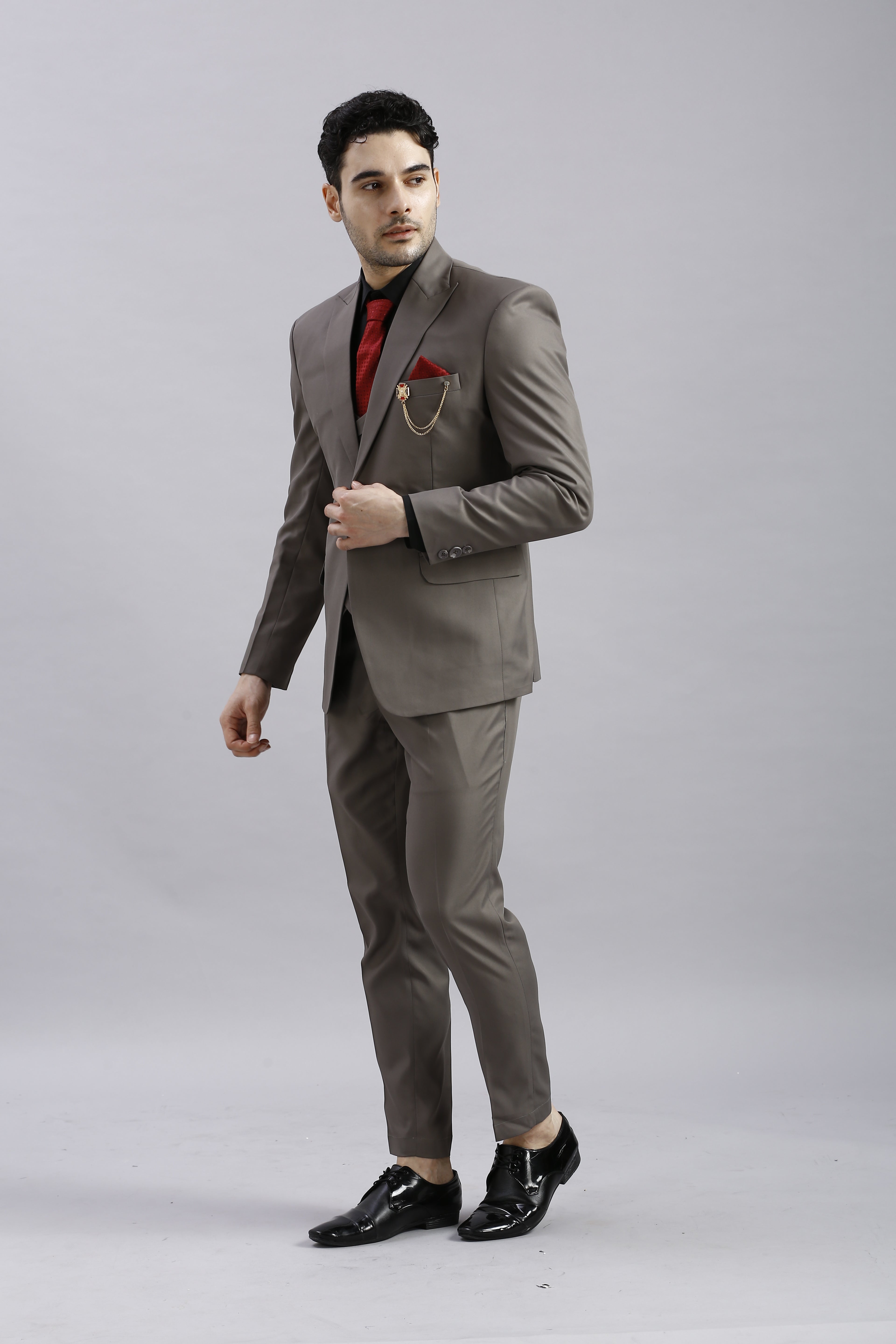 Coffee Brown 5 Piece Suit with Red Accents